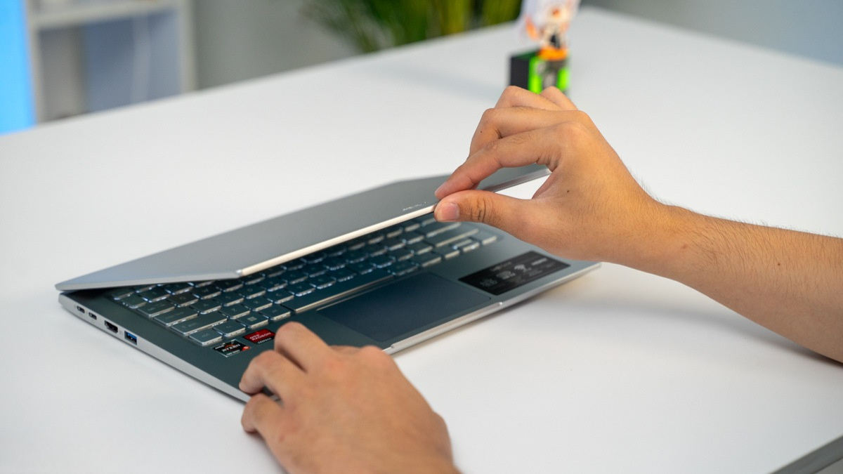 Thiết kế laptop Acer Swift Go 14 SFG14-41-R251