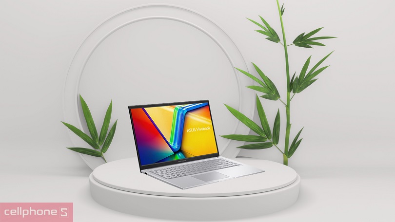 Cổng kết nối và dung lượng pin của laptop ASUS Vivobook 15 X1504VA-BQ2076W