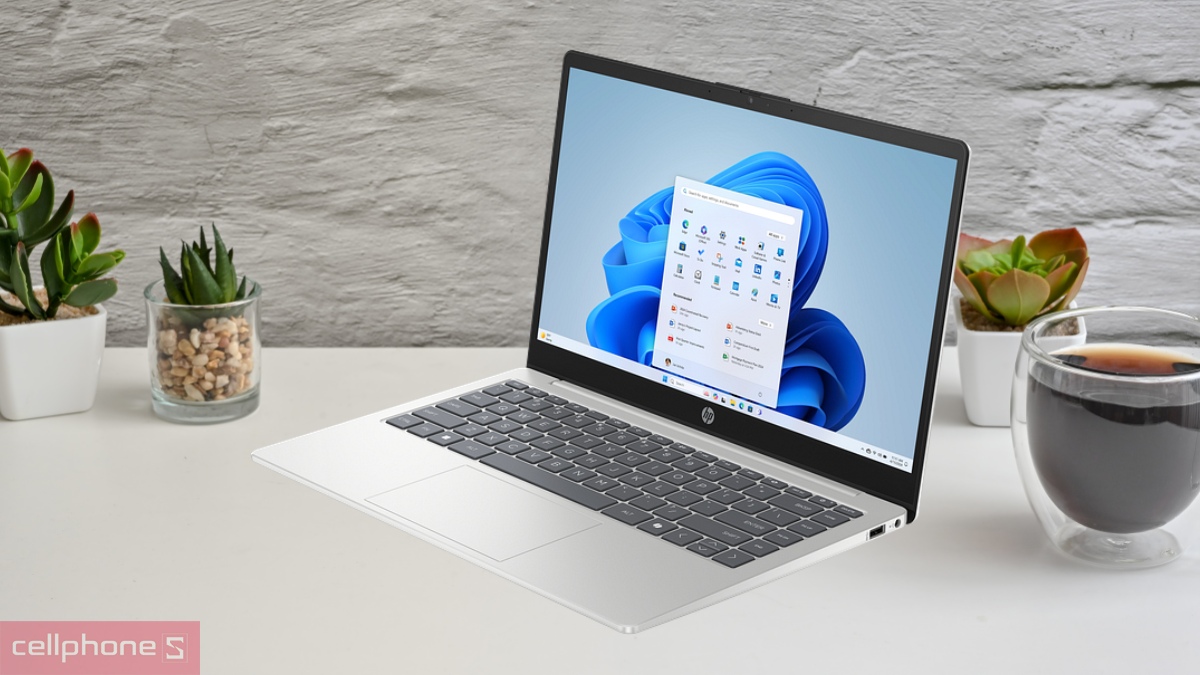 RAM 16GB xử lý đa nhiệm trên Laptop HP AI 14-HC0028TU D72BJPA