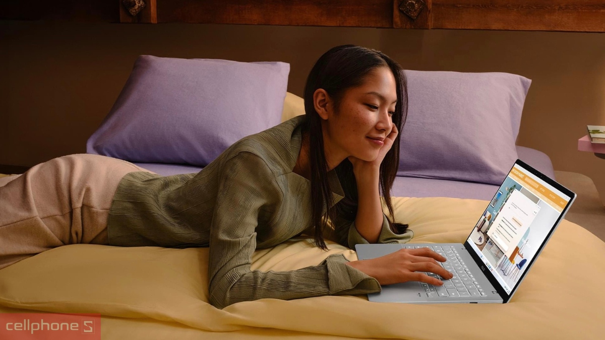 Pin 70Wh dung lượng lớn, kết nối hiện đại