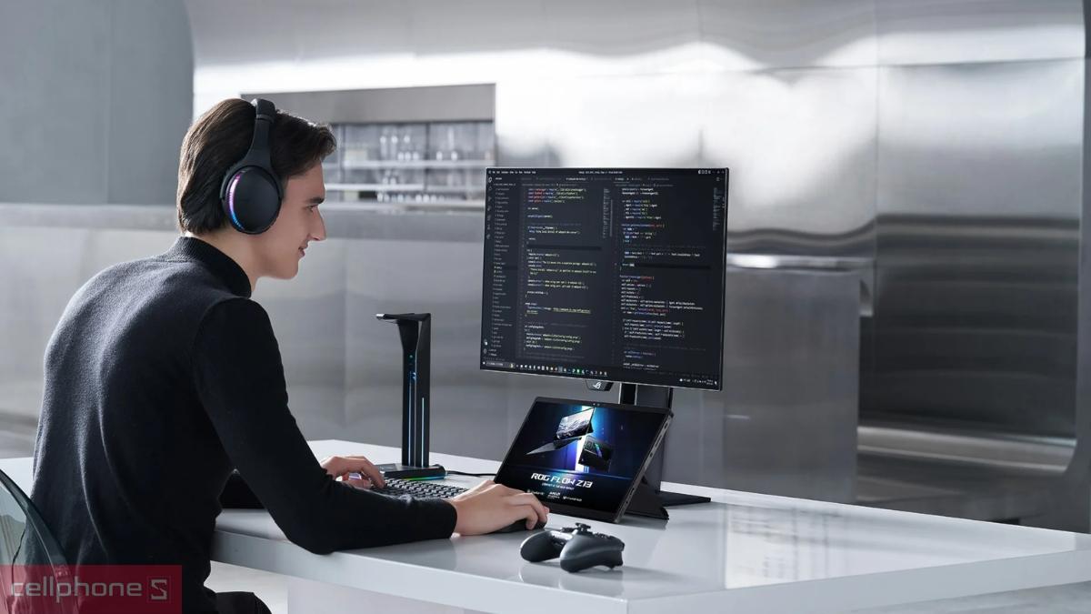 Ai nên mua laptop ASUS ROG Flow Z13 GZ302EA-RU232WS