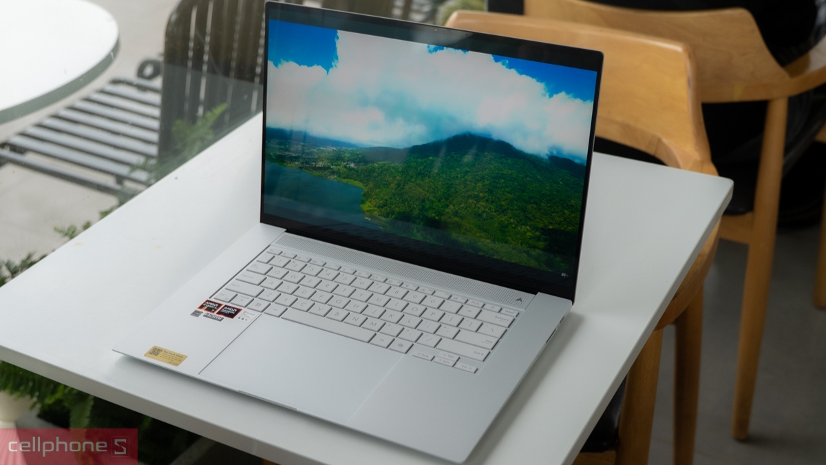 Cấu hình Asus Zenbook S 16 UM5606KA-RK127WS Ryzen AI 7