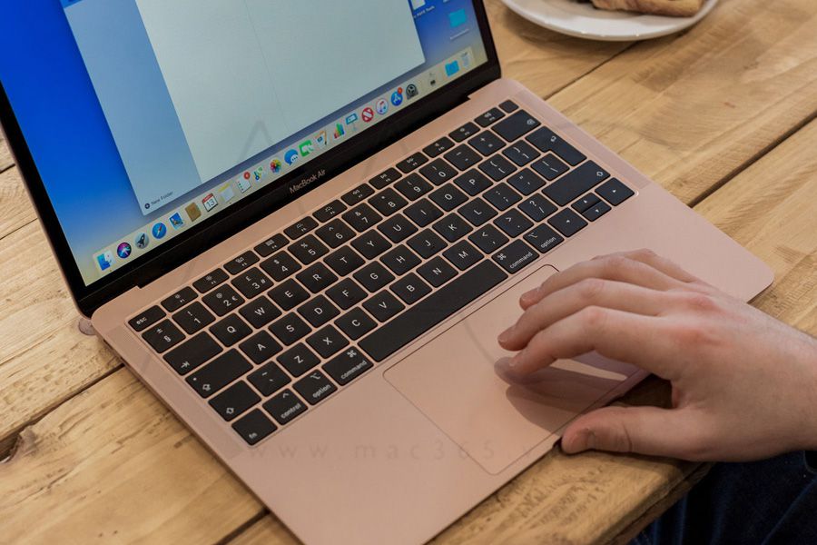Lựa chọn Macbook nào cho sinh viên?