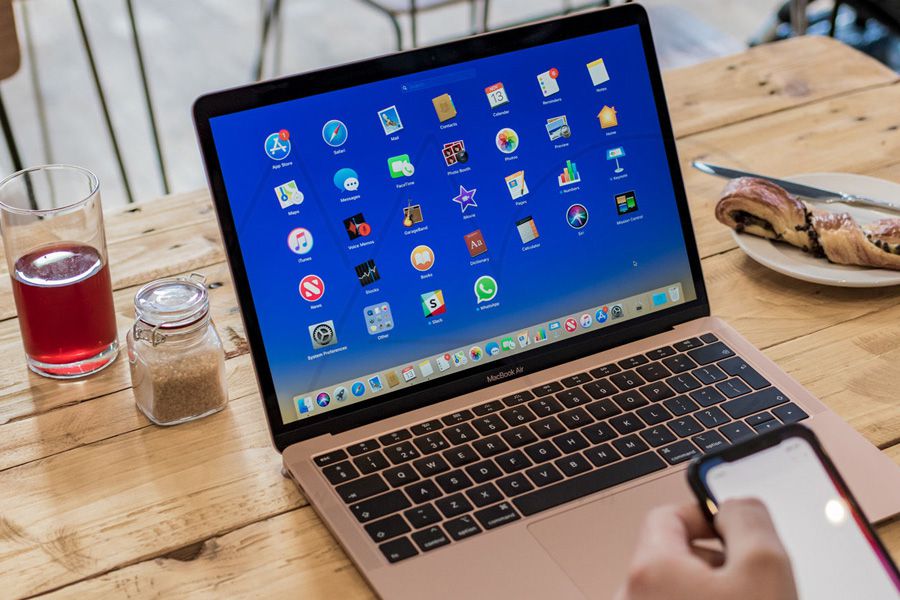 Macbook Air - quá đủ cho 1 sinh viên