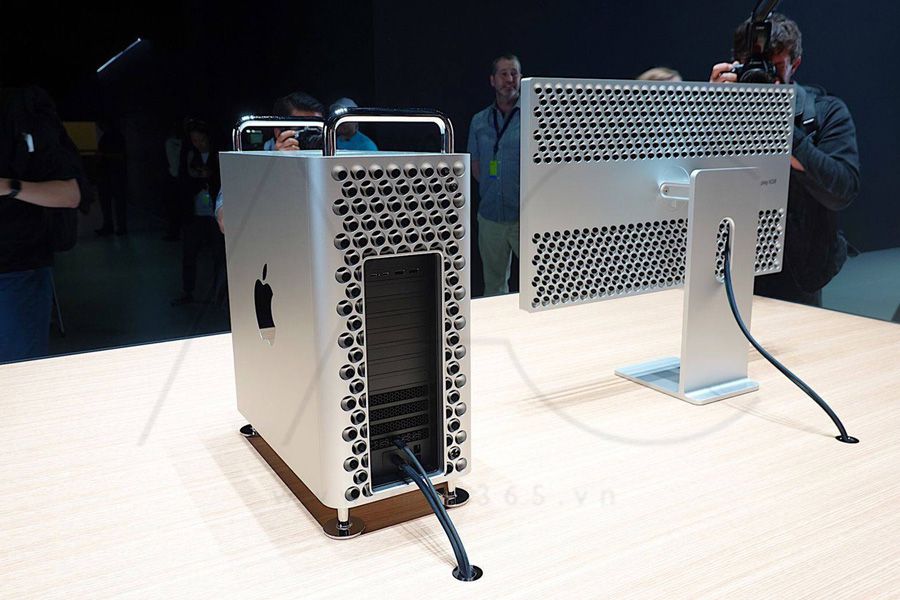 Bộ đôi hoàn hảo Pro Display XDR và Mac Pro đem lại hiệu quả làm việc vượt trội cho các chuyên gia