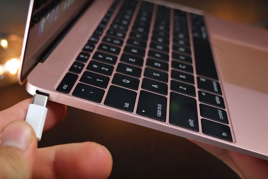 Một cổng kết nối USB type C thay thế cho 5 cổng thông dụng? Lợi hay hại? 