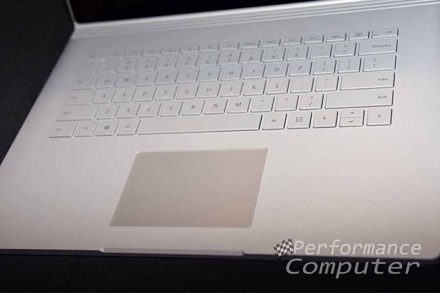 Touchpad Surface Book 2 15 inch khá tuyệt vời!