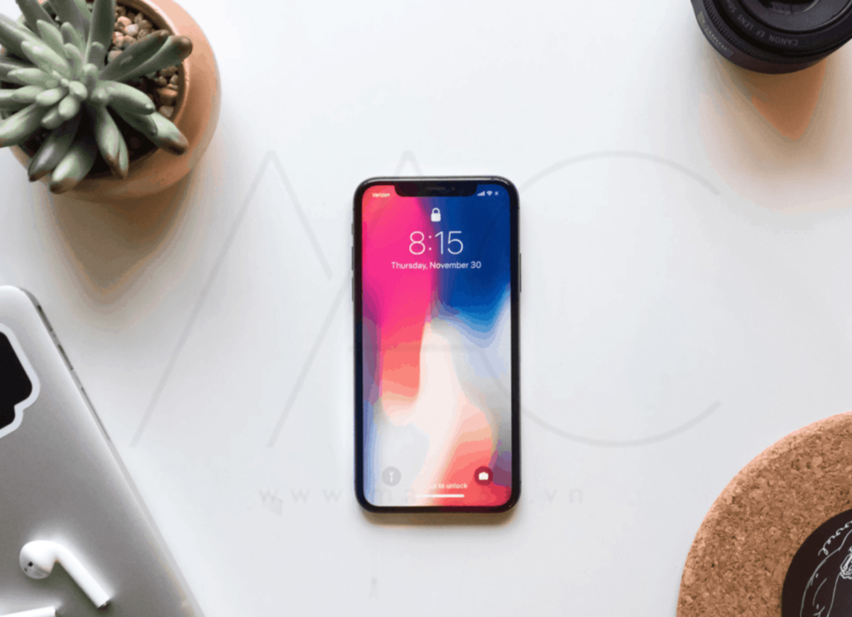 Nếu bạn lo lắng iPhone XR của Apple sẽ đi đâu đó vào năm 2020, thì không cần phải lo đâu - iPhone XR của Apple sẽ được làm mới cùng với iPhone XS và iPhone XS Max. Tuy nhiên, Apple sẽ bổ sung một mô hình thứ tư vào dòng sản phẩm của mình được gọi là iPhone 12R.