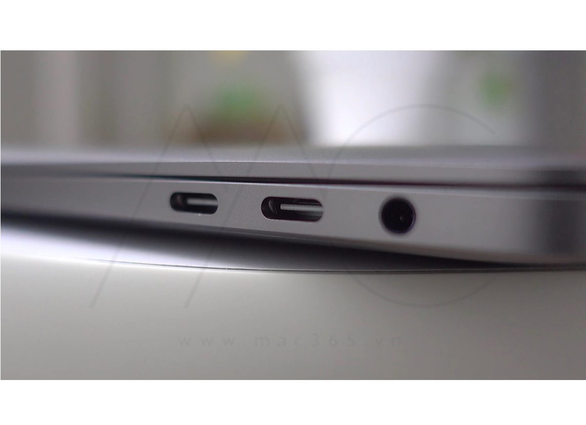 Nếu bạn chuẩn bị chuyển sang MacBook hiện đại hơn. Bạn sẽ muốn chọn một trung tâm USB-C nào đó để giữ khả năng tương thích với USB-A cũ và các thiết bị khác.