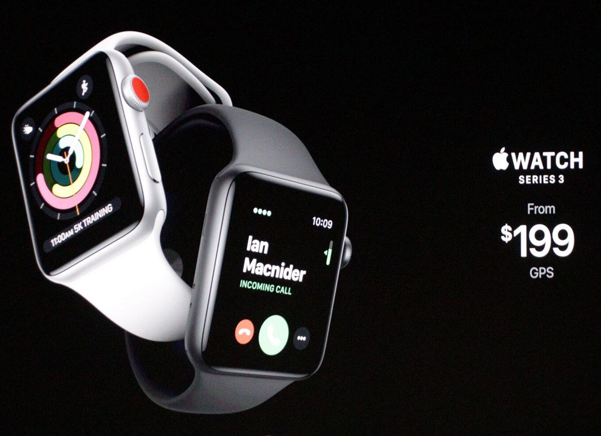 Apple Watch Series 5 và Series 3: Giá Series 3