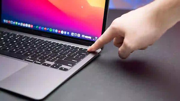 Nên tắt các ứng dụng không cần thiết khi sạc