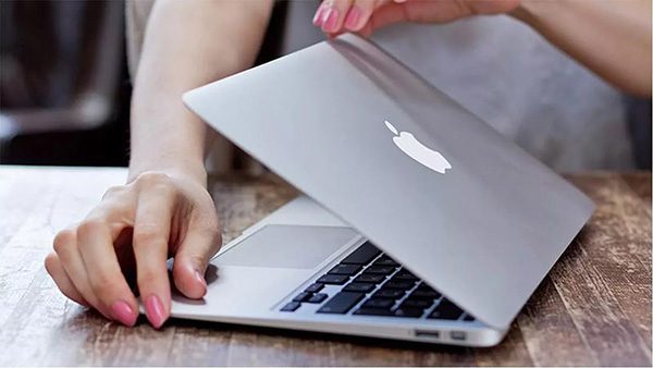 Macbook Air phù hợp với nhân viên văn phòng và học sinh, sinh viên
