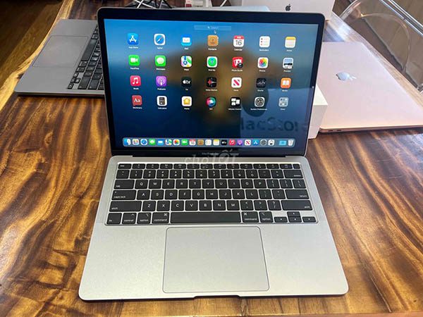 Macbook Air 2020 Intel sở hữu cấu hình khá mạnh mẽ