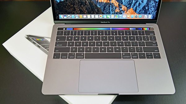 Macbook Pro 2017 sở hữu cấu hình được đánh giá khá cao