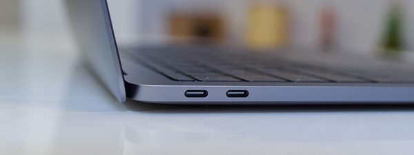 Macbook Pro 2017 được lược bớt nhiều cổng kết nối