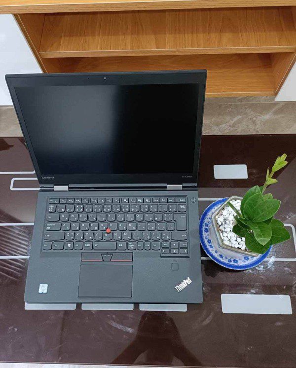 Hiệu năng hoạt động của ThinkPad X1 Carbon Gen 2 được đánh giá cao